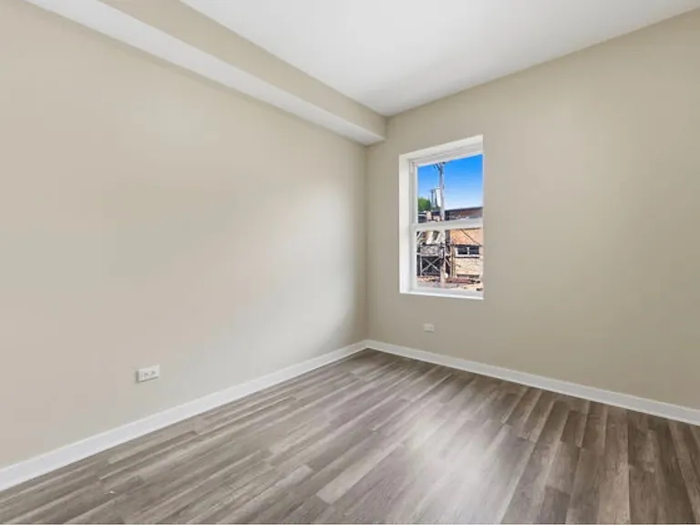 7741 S Phillips Ave #2 — Photo 9