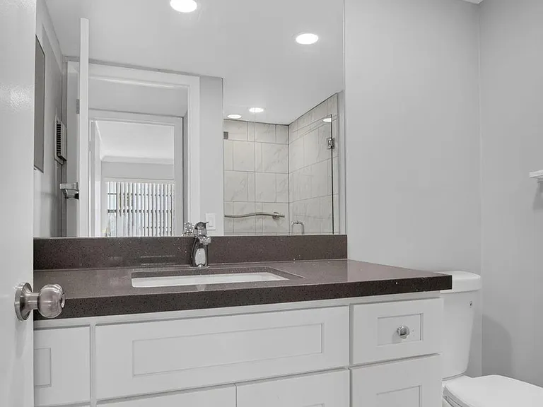68 Normandy Ln #B — Photo 17