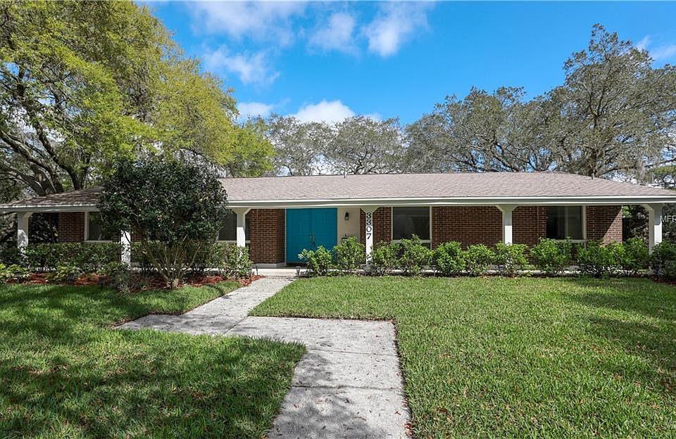 1st image of 3307 Latania Dr
