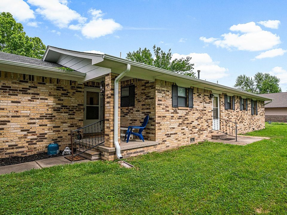 1st image of 604 Belmonte Ct