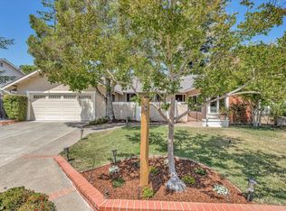 1208 Woodview Ter, Los Altos, CA 94024