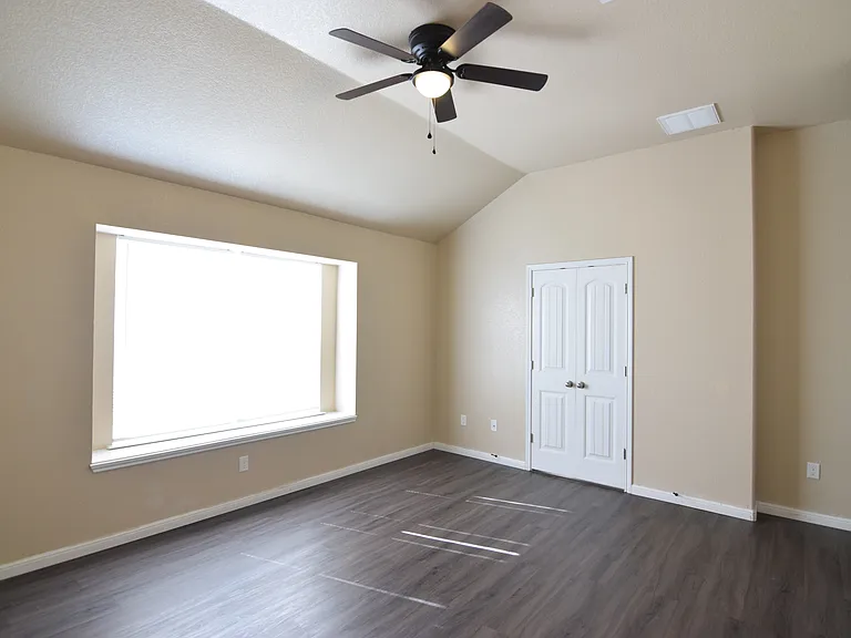 504 W Libra Dr — Photo 12