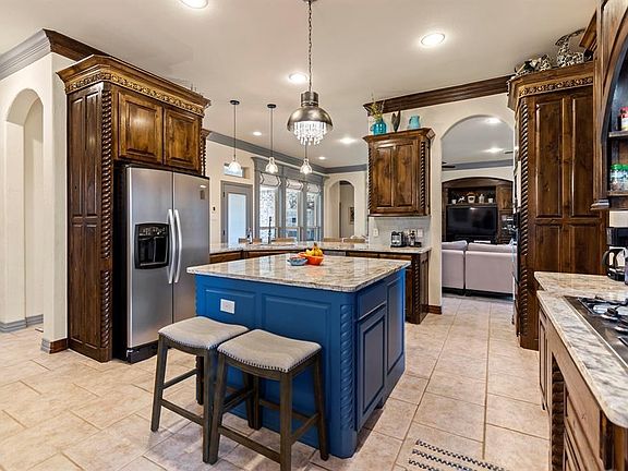 5th image of 1215 Ruby Lea Ln