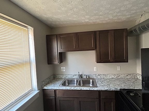 5th image of 4741 E Washington St #4801