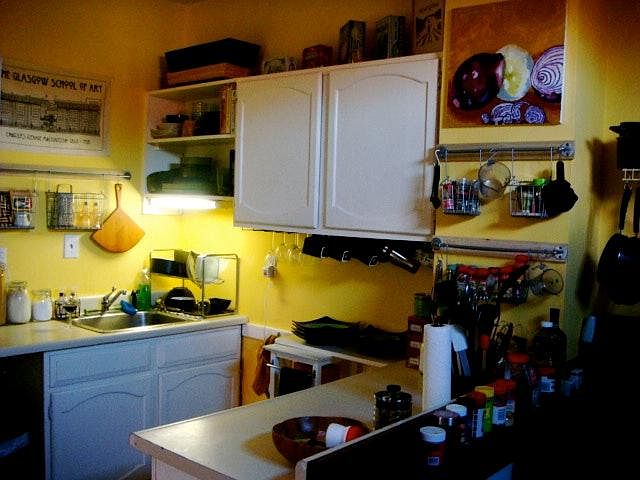 2nd image of 2906 Ellwood Ave