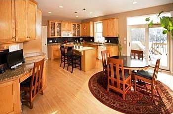 3rd image of 8490 Mission Hills Cir