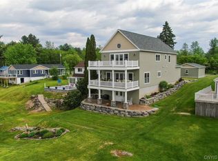 19611 Collins Lndg E, Alexandria Bay, NY 13607