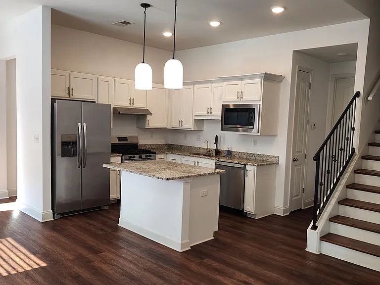 8362 Curtis Landing Ln — Photo 12