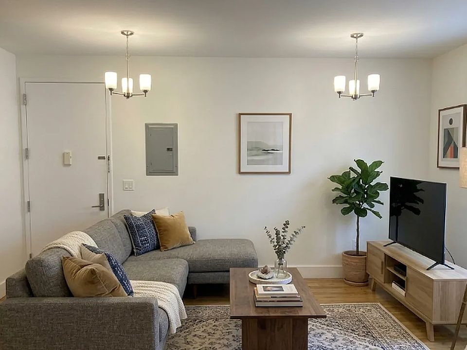 1st image of 277 Halsey St APT 1R
