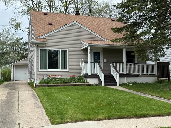 907 Bruce St, Ann Arbor, MI 48103