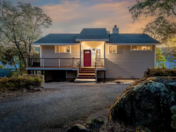 11891 Raven Ct, Penn Valley, CA 95946