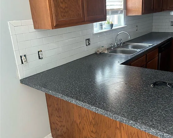130 Ashdown Dr — Photo 3