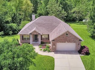 119 Poplar Ct, Edwardsville, IL 62025