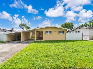 10590 SW 7th Ter, Sweetwater, FL 33174