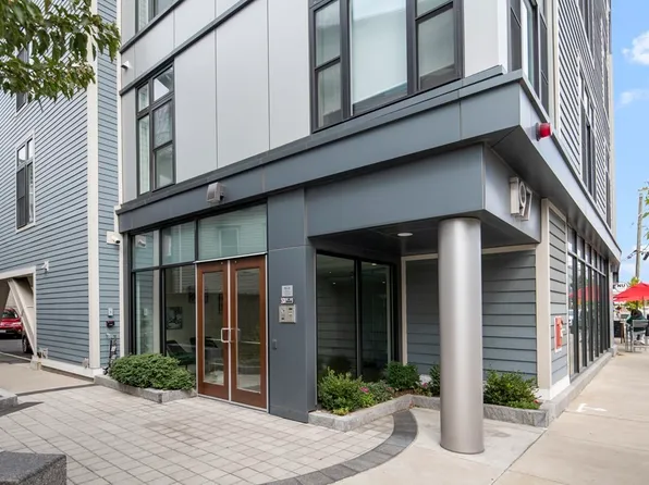 197 Washington St #308, Somerville, MA 02143