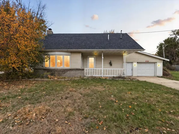 2320 King St, Janesville, WI 53546