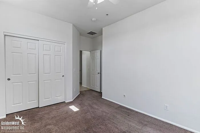993 E Corral St — Photo 20