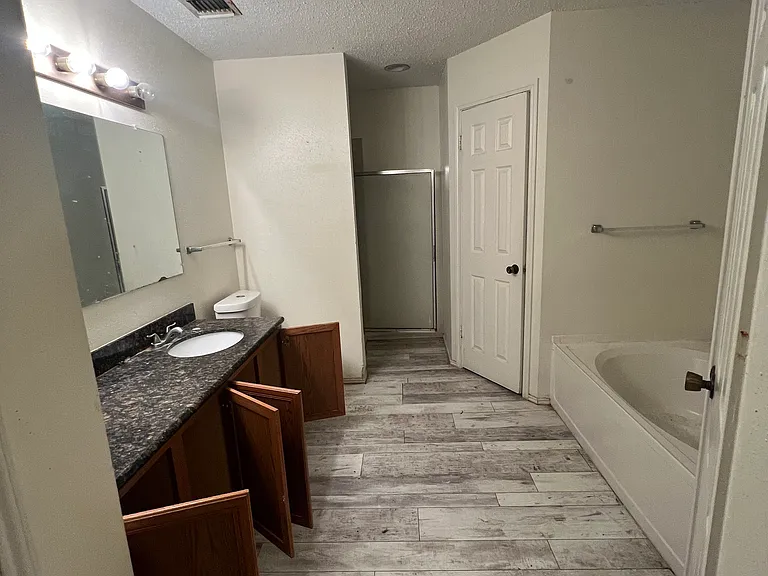 7994 Wayside Trl — Photo 8