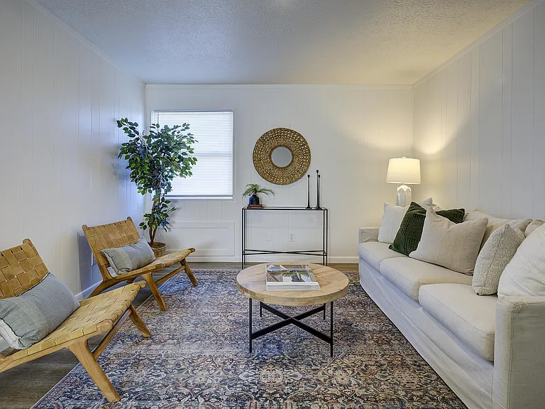 102 Diane Ln #226 — Photo 2