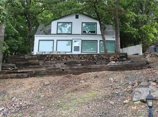 101 Williams Dr, Versailles, MO 65084