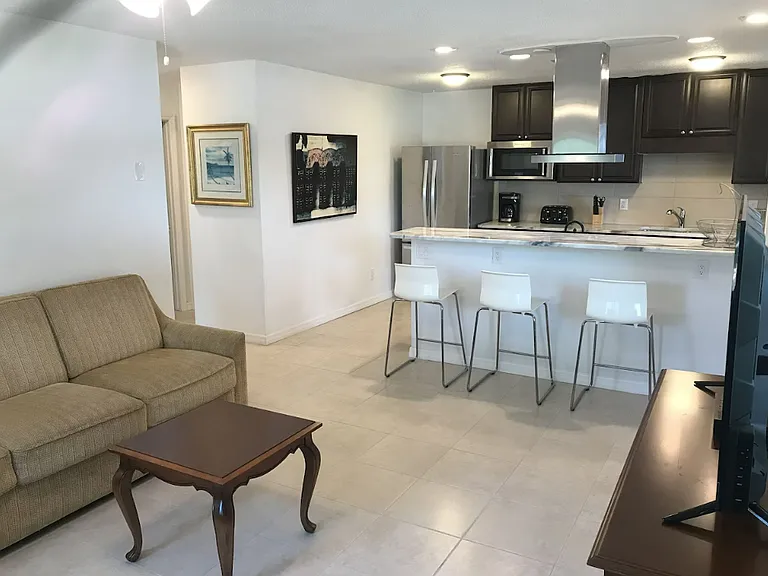 122-3700 Haines Rd N #1 — Photo 5