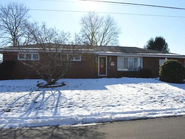 116 W Vine St, Ringtown, PA 17967