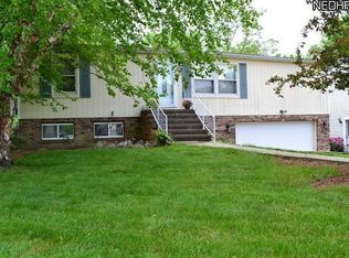 2556 Ash Rd, Willoughby, OH 44094