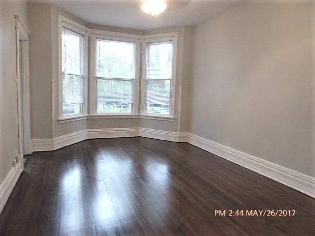 1529 W Nelson St #NIF — Photo 7