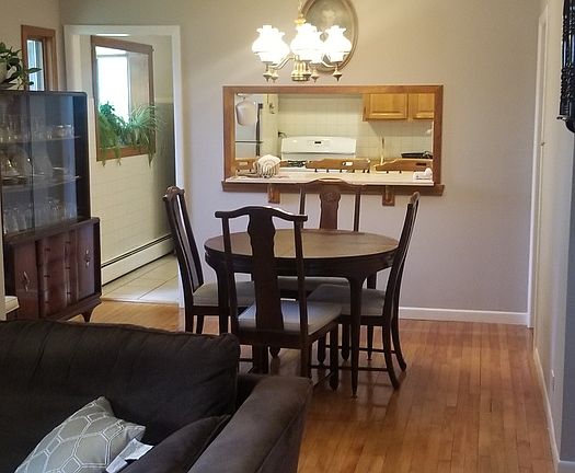 4th image of 112 S Prater Ave
