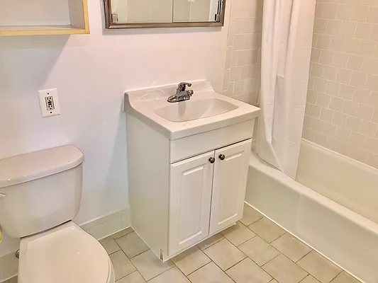 Rented by Carroll Gardens Realty | media 15