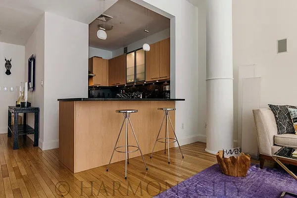 Sold by Harmonycity Corp. | media 8