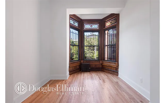 Rented by Douglas Elliman | media 8