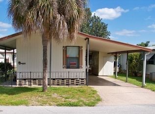 509 Lake Henry Dr, Winter Haven, FL 33881