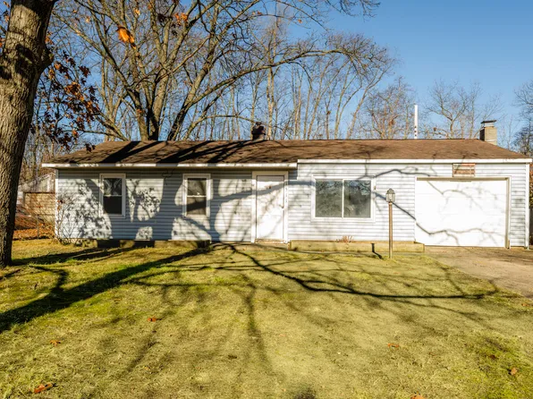 1511 Northfield Dr, Niles, MI 49120