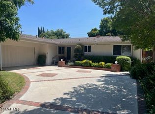 5846 Le Sage Ave, Woodland Hills, CA 91367