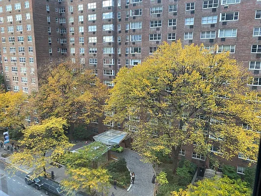 Rented by Realty Group International | media 43