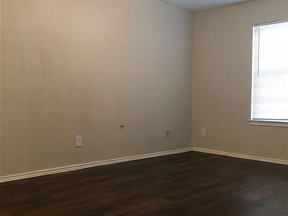 2nd image of 1051 Gillette Blvd APT 402