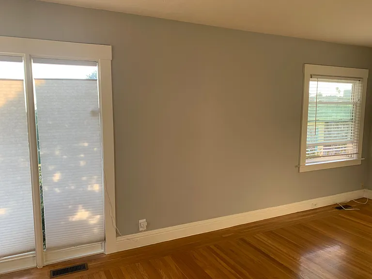 2941 Rawson St — Photo 3