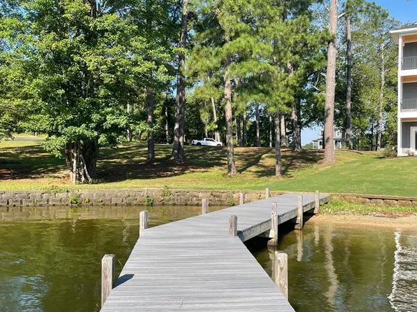 154 Polo Ct, Ninety Six, SC 29666