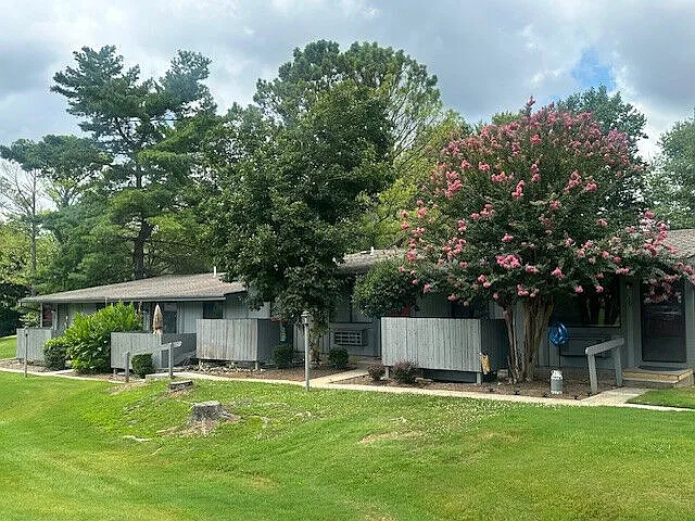 Bouldercrest — Photo 4