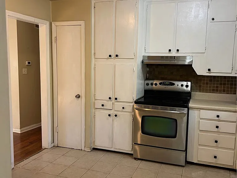 600 Navarre Dr — Photo 3