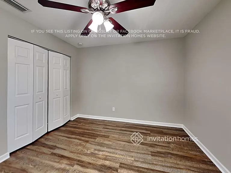 598 SW Ester Ave — Photo 8