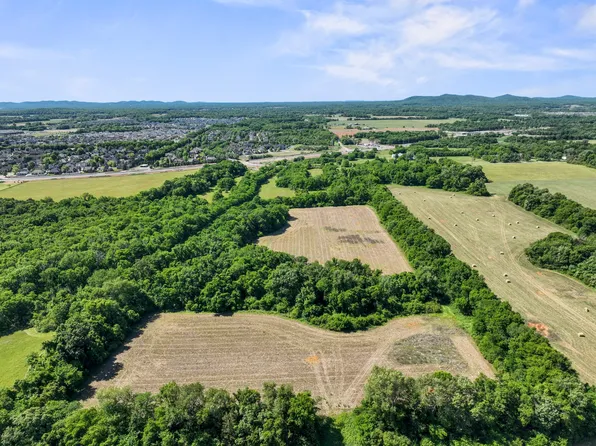 3056 Old Salem Rd, Murfreesboro, TN 37128