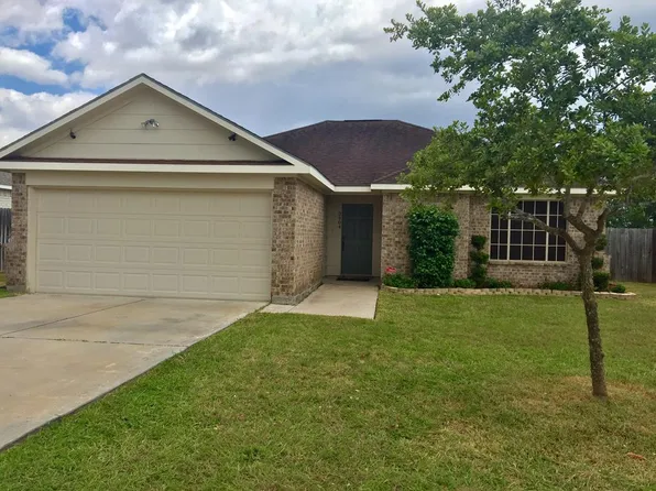 2904 Alice Ln, Kingsville, TX 78363