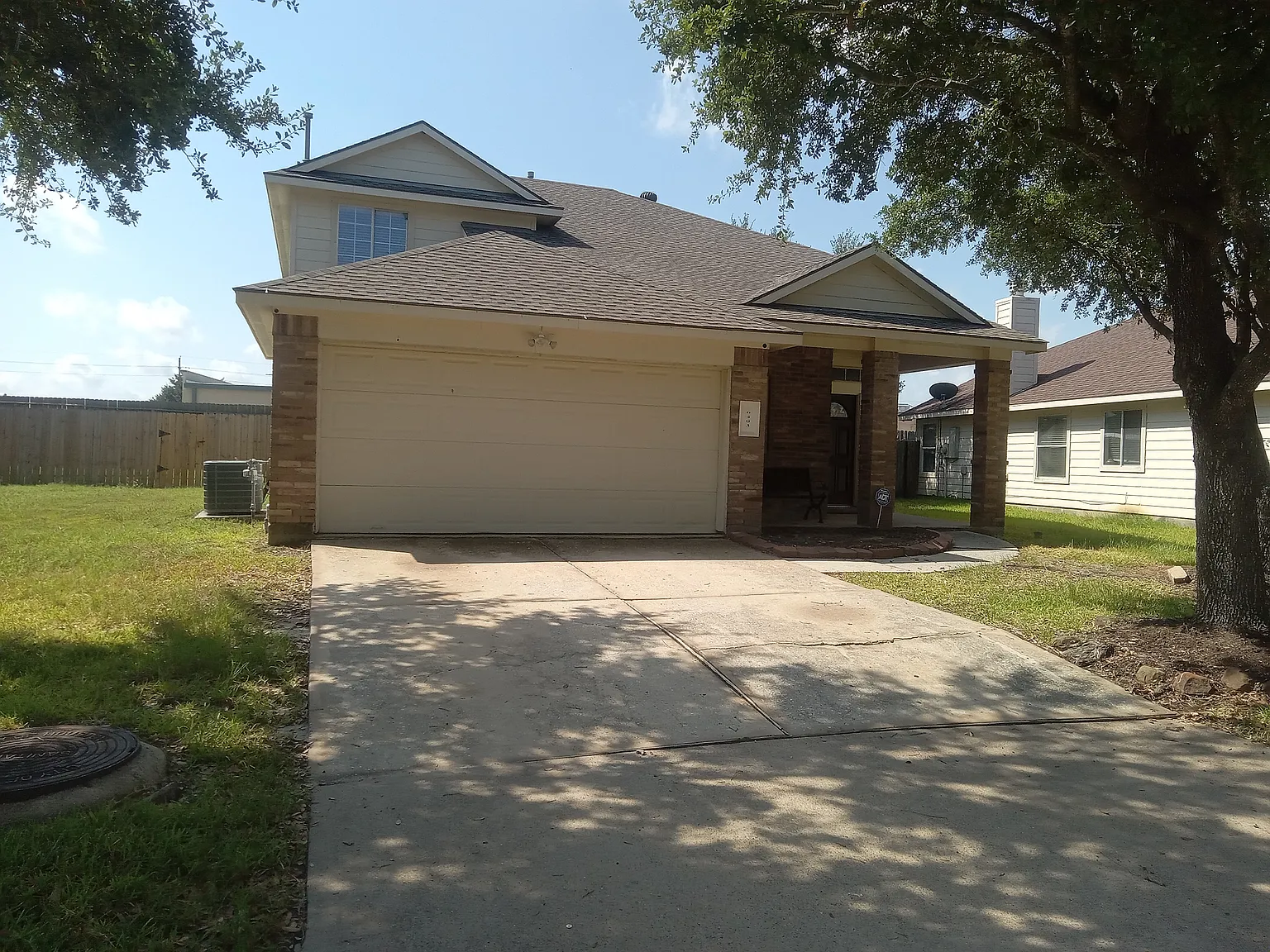 3 bed, 2.5 bath, 1838 sqft, $1,900 — Photo 2