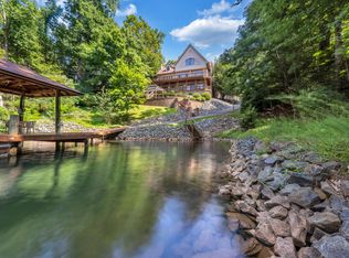 588 Fox Chase Rd, Wirtz, VA 24184