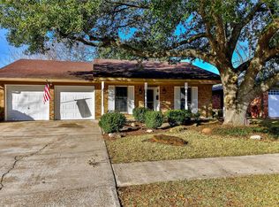 10007 Carlow Ln, La Porte, TX 77571