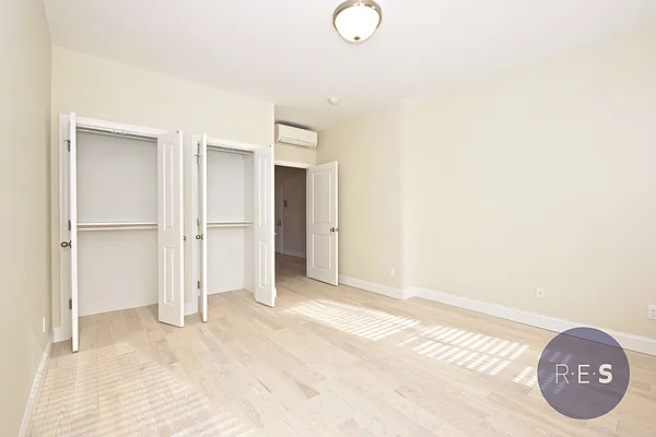 Rented by RES New York | media 10