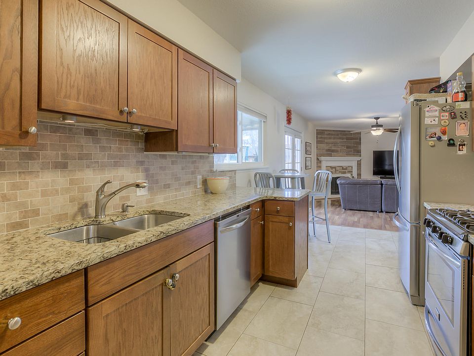 1st image of 1811 Morningrise Pl SE
