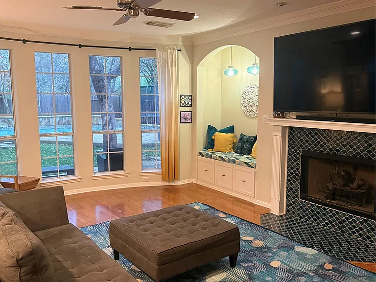 11424 Lafitte Ln — Photo 2